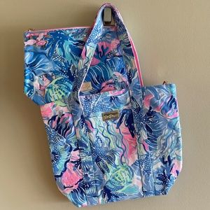 NWT Lilly Pulitzer Shade Seekers Insulated Cooler and Pouch